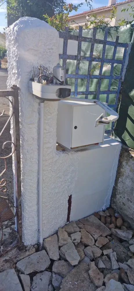 Installation d'un automatisme de portail